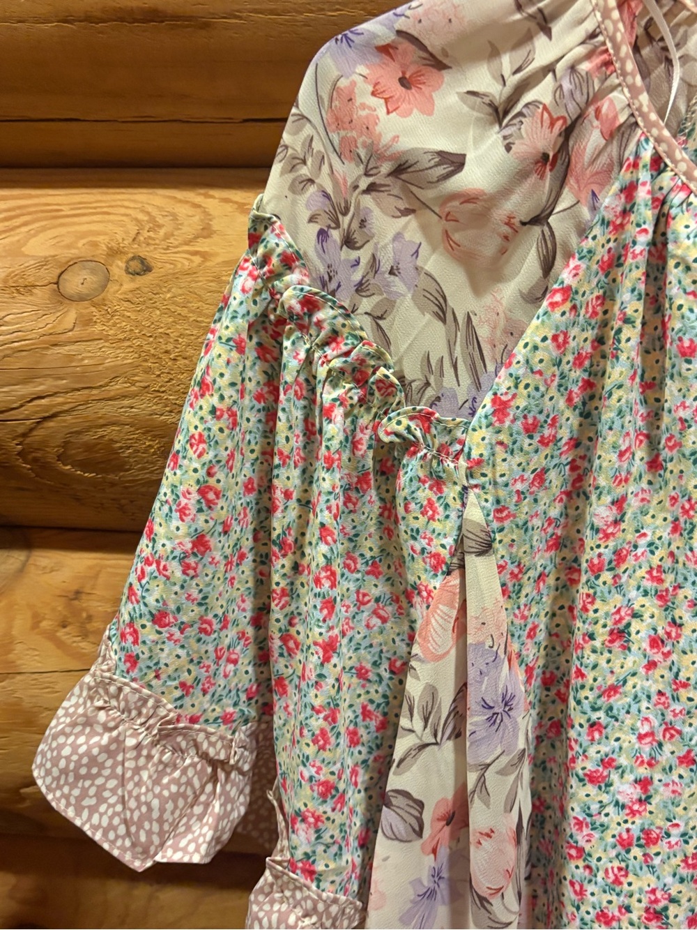 GIGIO NWT Blush Pink Mixed-Print Floral Women's Blouse - Picture 3 of 5